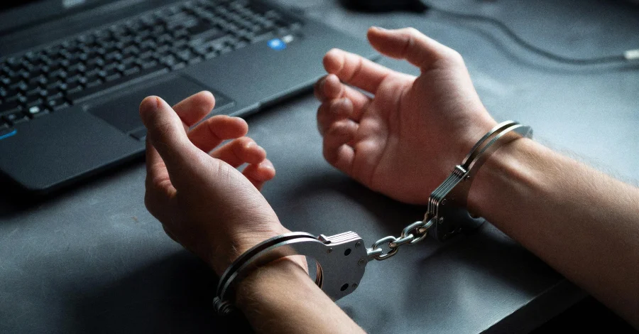 Rus Hacker’a 6.75 Yıl Hapis Cezası: Ransomware Saldırıları